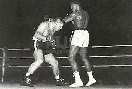 Cassius Clay / Willi Besmanoff Black/White Press Photo