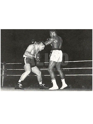Cassius Clay / Willi Besmanoff Black/White Press Photo